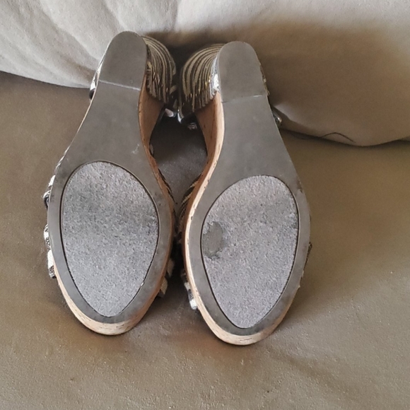 Bakers Zebra print platform wedges - Picture 3 of 8